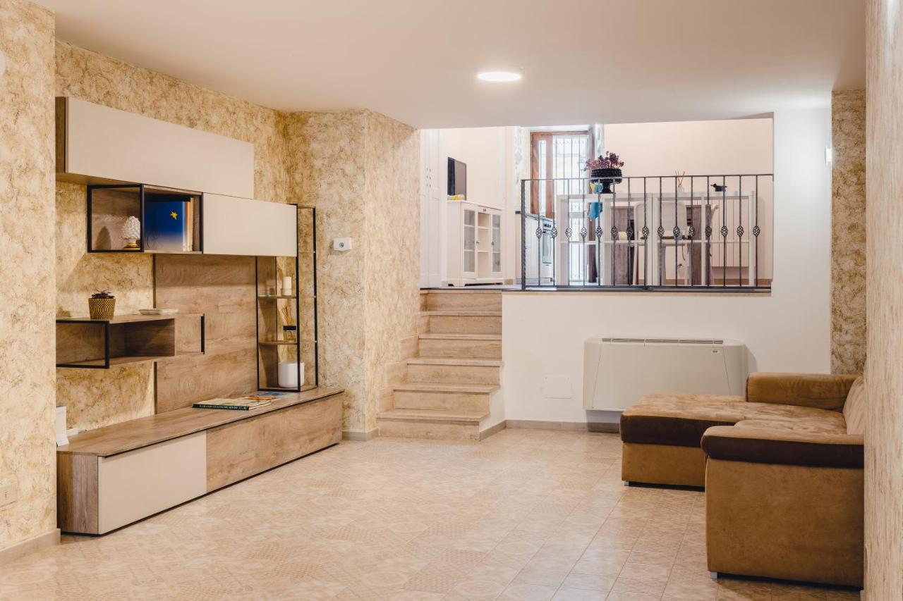 Convivo Apartment Palazzo Galateo Lecce Kültér fotó